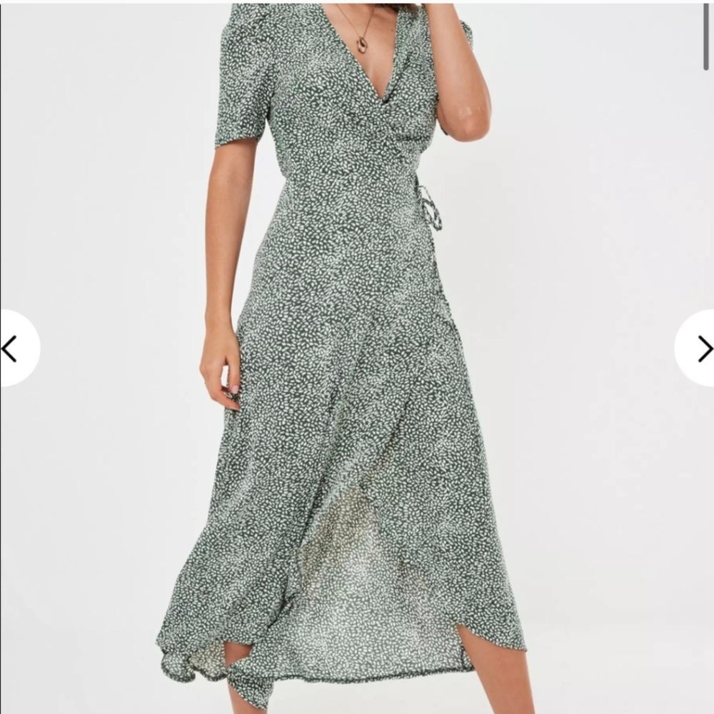 Missguided Patterned Maxi Dress in Green and White